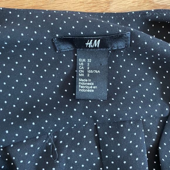 🎉 3/$10 - Black Polka-dot Shirt - Picture 2 of 2